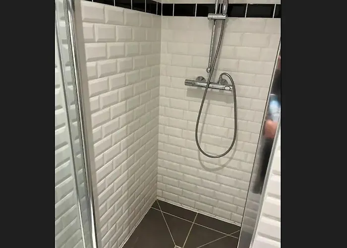11 - 2 - 2 Sdd - 2 Wc